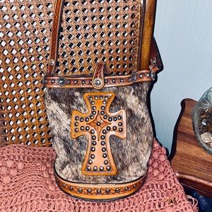 Double J Saddlery Crossbody